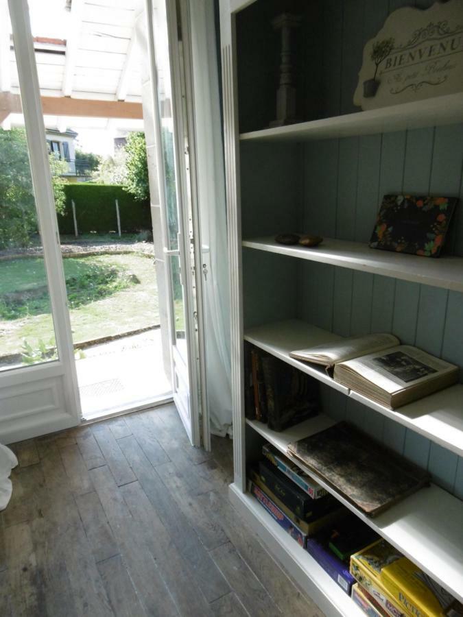 Le Chat Qui Peche B&B Chateauneuf-la-Foret Luaran gambar